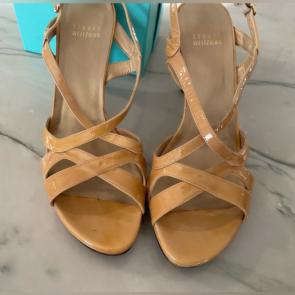 Stuart Weitzman Cross Strappy Buckle Heels Sz 8 Nude - Picture 3 of 15